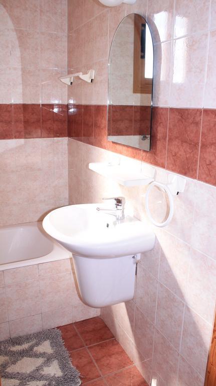 Ampelokipi Holiday Apartments Πισσούρι Δωμάτιο φωτογραφία